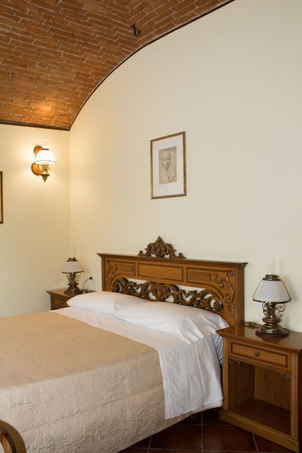 Bed and Breakfast Casa Del Grande Vecchio Airasca Exterior foto